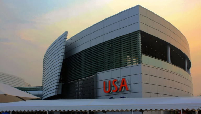 Photo of steel deck of ShangHai Expo Hall