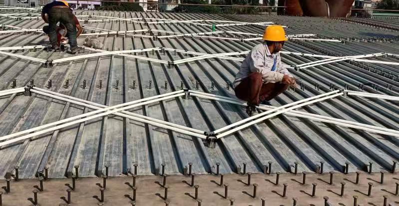 How long does steel decking last